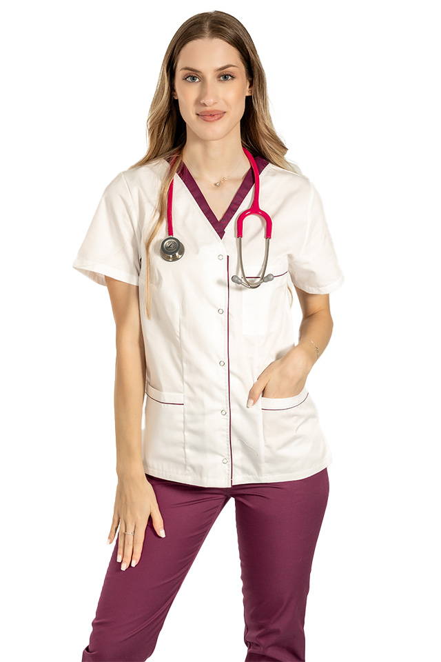 Costum medical cu elastan format din bluza alb cu paspol visina si pantaloni visinacu elastic