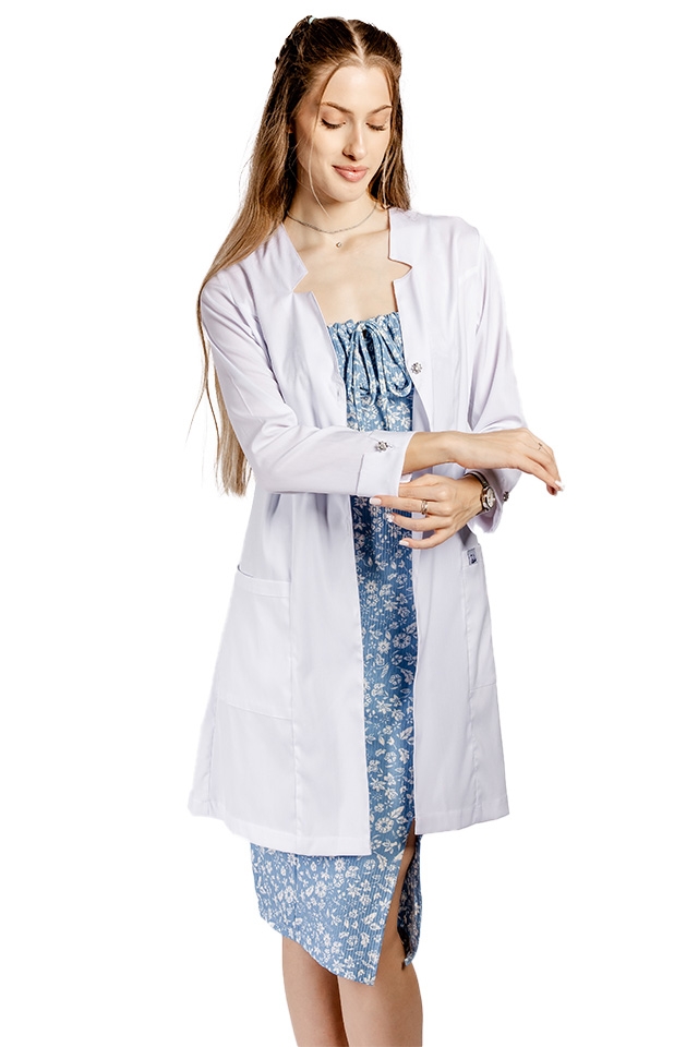 OUTLET Halat medical alb Carolina, dama, cu guler anchior, inchidere cu nasturi si maneca lunga